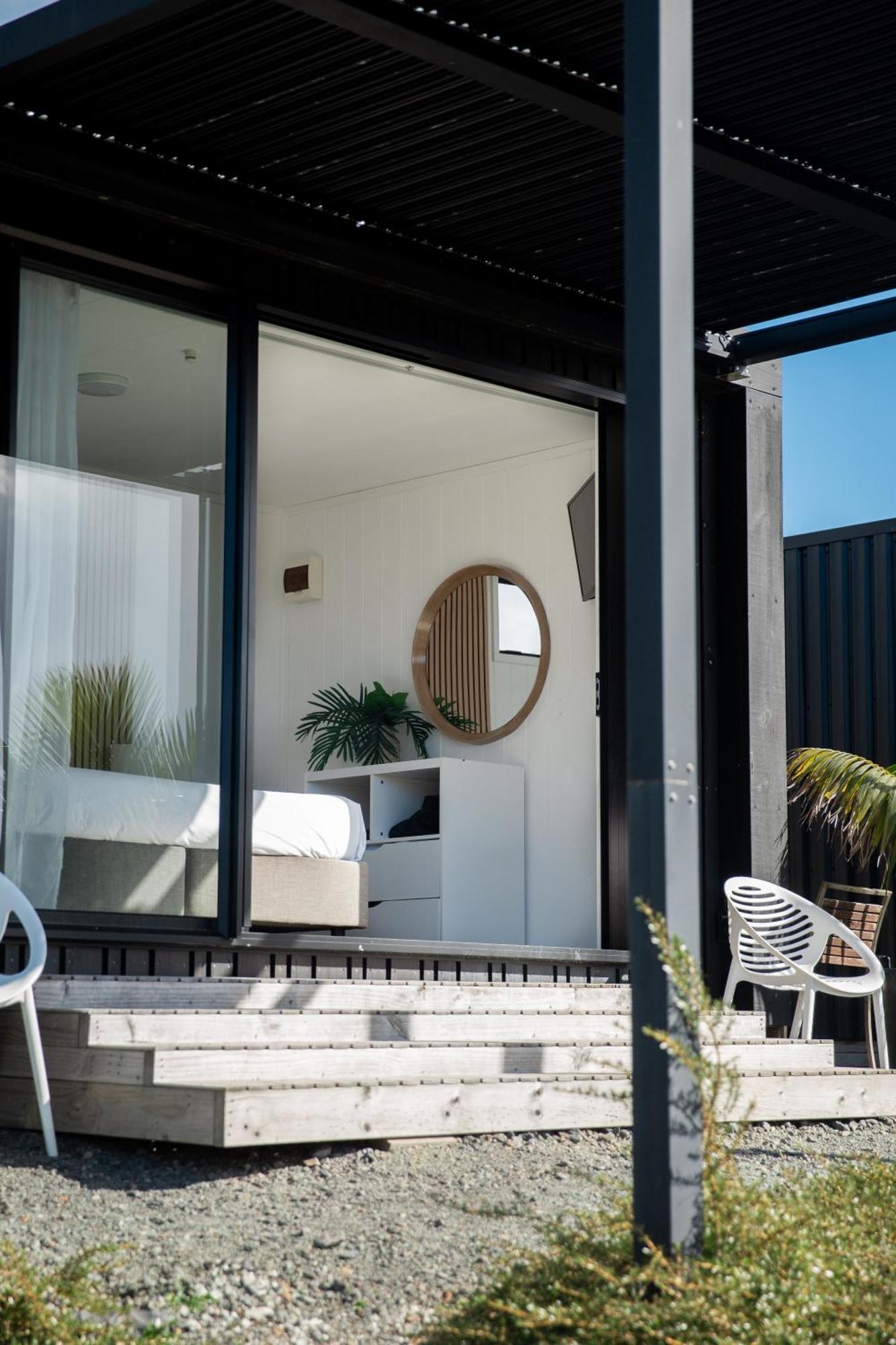 Hotel Aotearoa Surf Eco Pods Te Arai Exterior foto